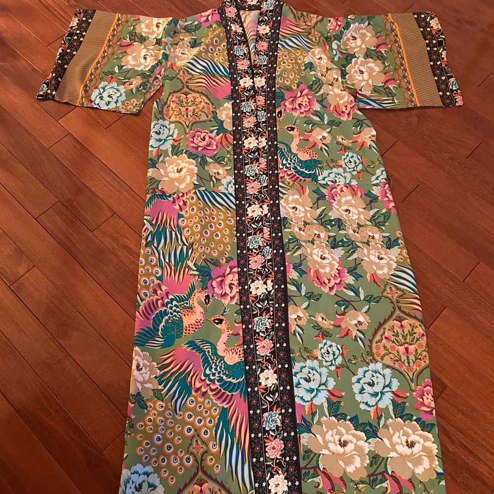 beautiful kimono, one size new - Picture 12 of 12